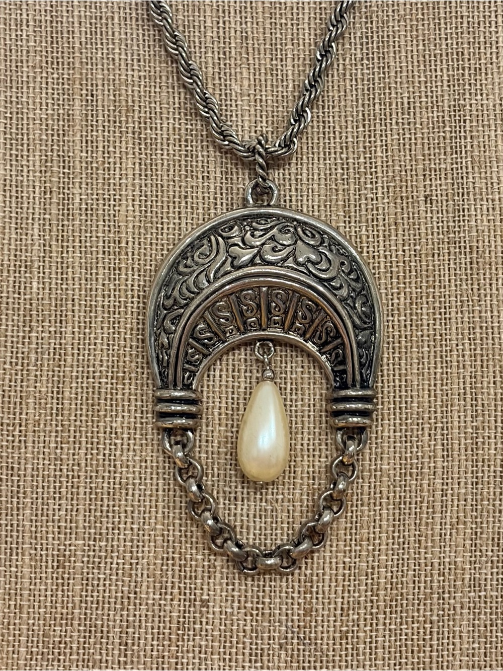 Park Lane long vintage pendant necklace